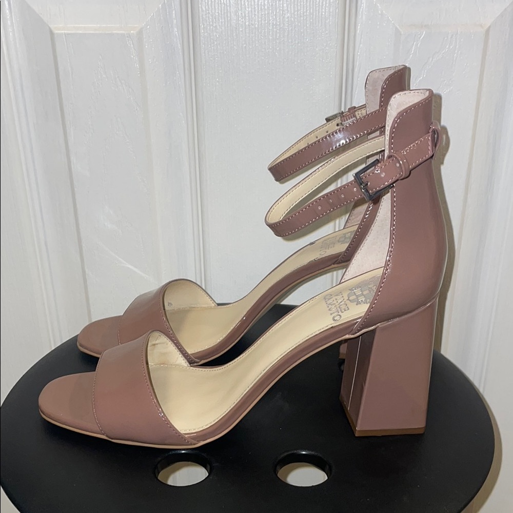 Vince Camuto Dress Sandals Size 9